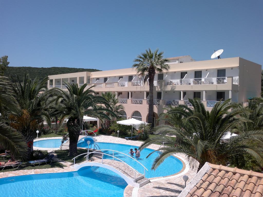 Three Stars Beach Hotel Moraítika Kültér fotó
